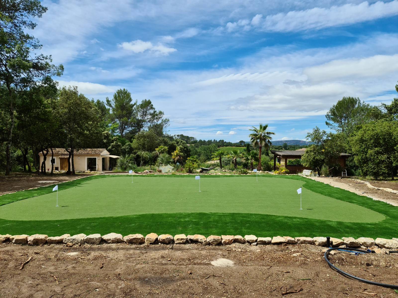 Réalisation d'un putting green héliport à Lorgues