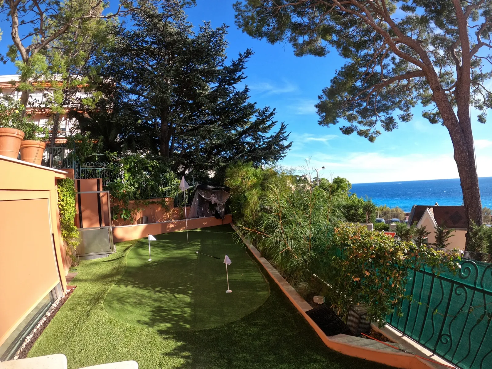 Putting green PRO 16 mm et pré-green 40 mm – 3 trous, filet d'entraînement, Nice (06)