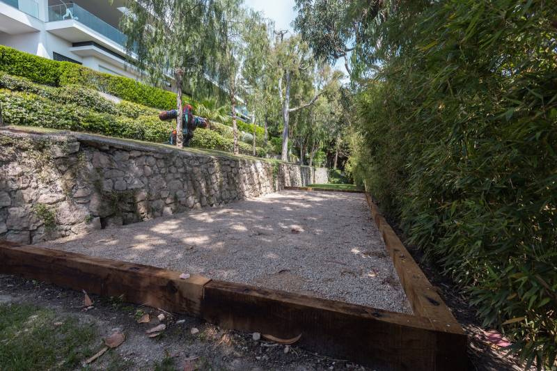 meilleur gazon synthétique pour jardin dans les Alpes Maritimes