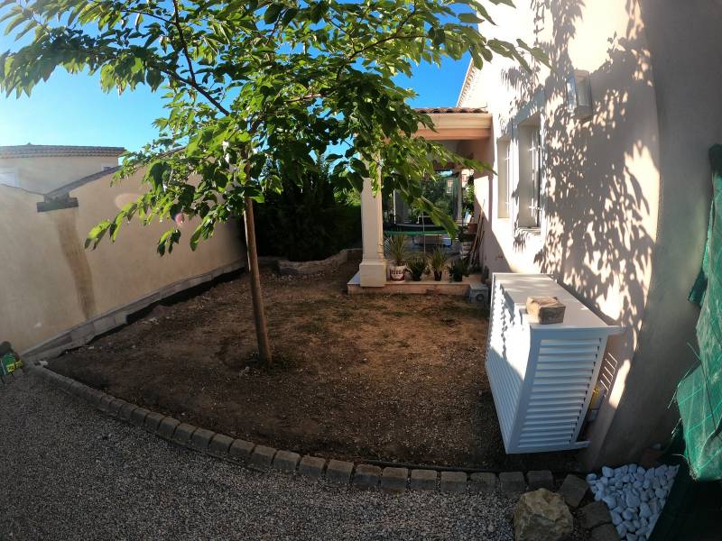 Réalisation d'un putting green privé à Antibes