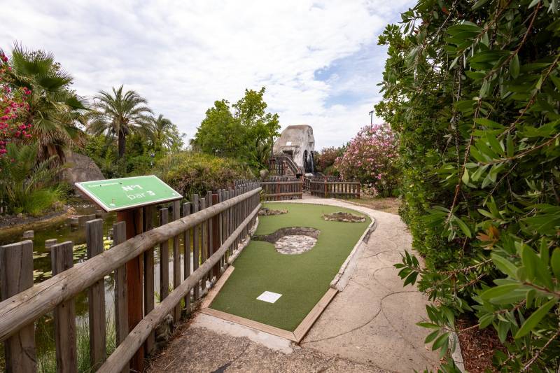 Avis sur la réhabilitation de son mini-golf par le directeur du Marineland d'Antibes