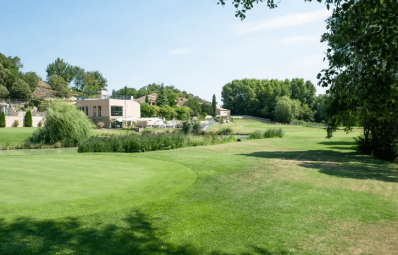Domaine Ribiera resort spa golf 5 étoiles à Forcalquier 04