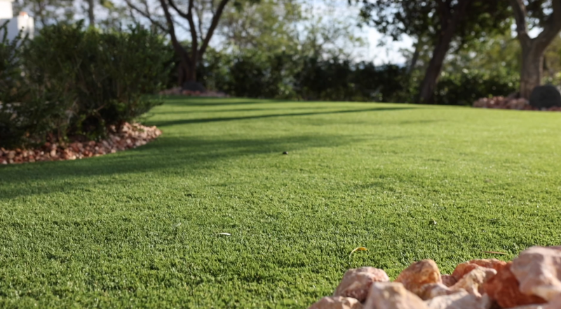 Meilleure entreprise de pose de gazon synthétique dans les Alpes Maritimes