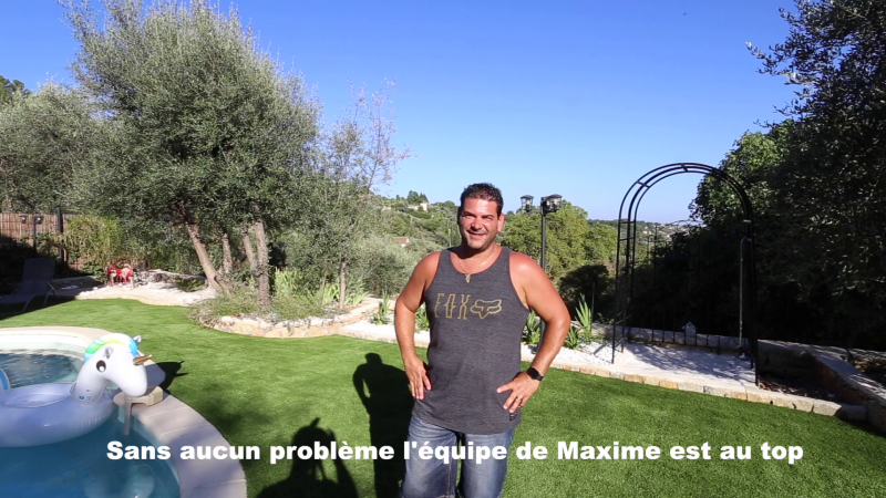 Poseur de gazon synthétique compétant et professionnel dans les Alpes Maritimes