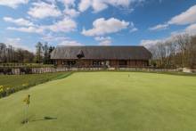 Avis sur parcours de golf en gazon synthétique avec Sud Gazon, réalisation en Normandie